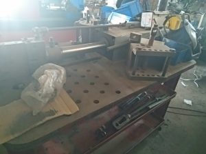 Conformadora de metal para forja artística Hebö STM5